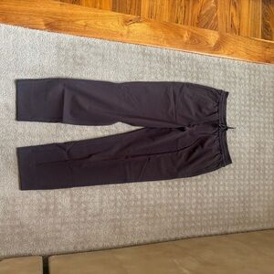 Lululemon dark brown 7/8 pant